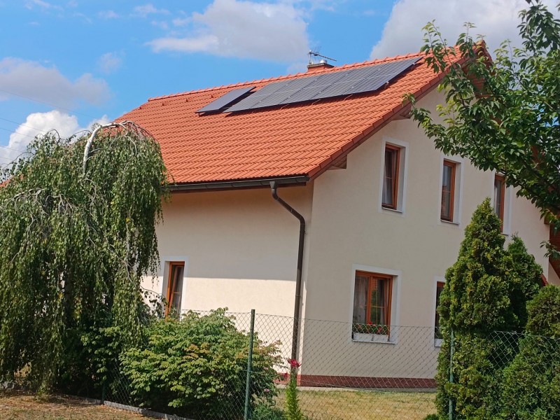 Solární fotovoltaický ohřev vody 2,275 kWp Vysoké Mýto
